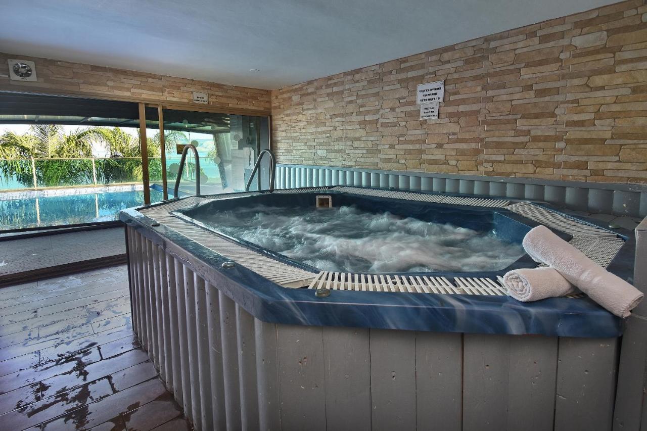 Nofim Suites Tibériade Extérieur photo
