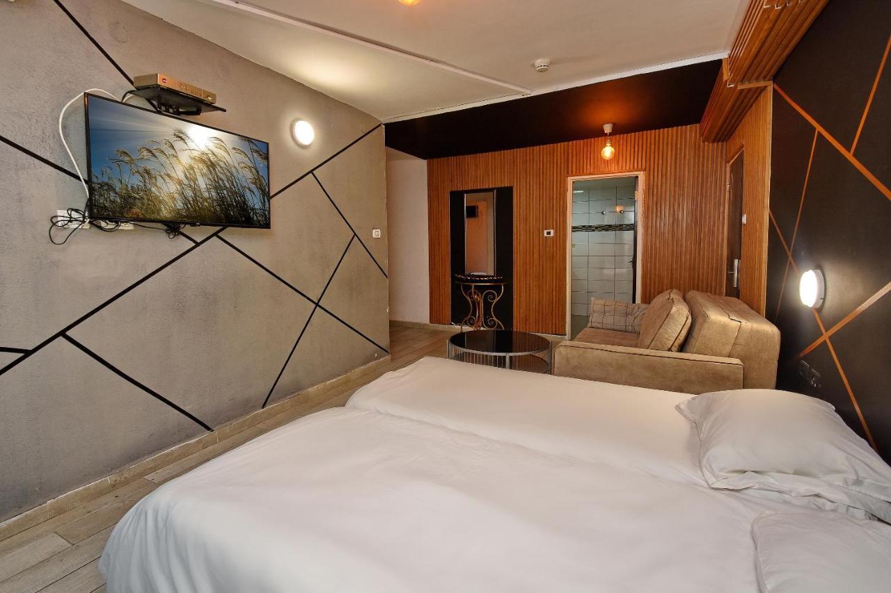Nofim Suites Tibériade Extérieur photo