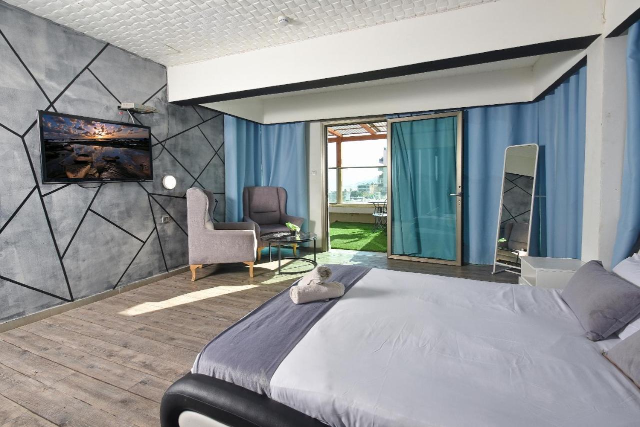 Nofim Suites Tibériade Extérieur photo