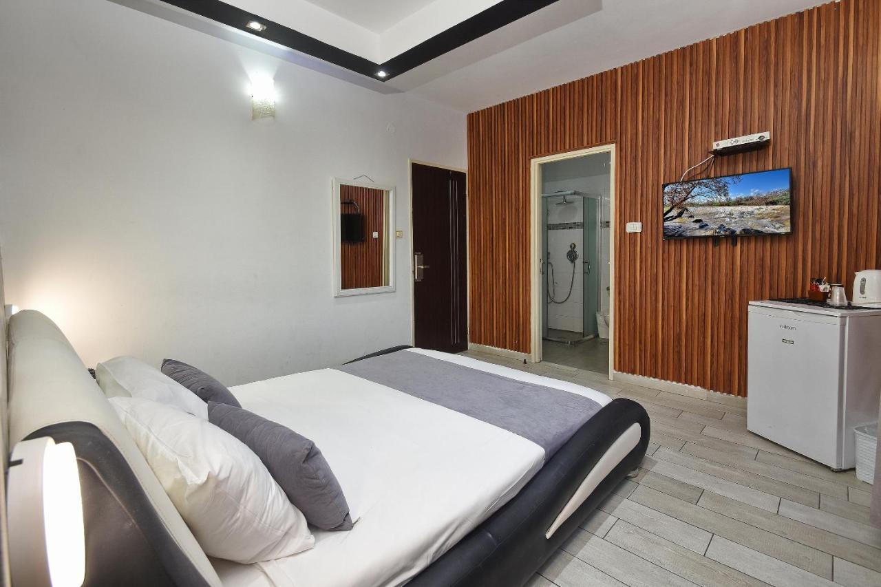 Nofim Suites Tibériade Extérieur photo