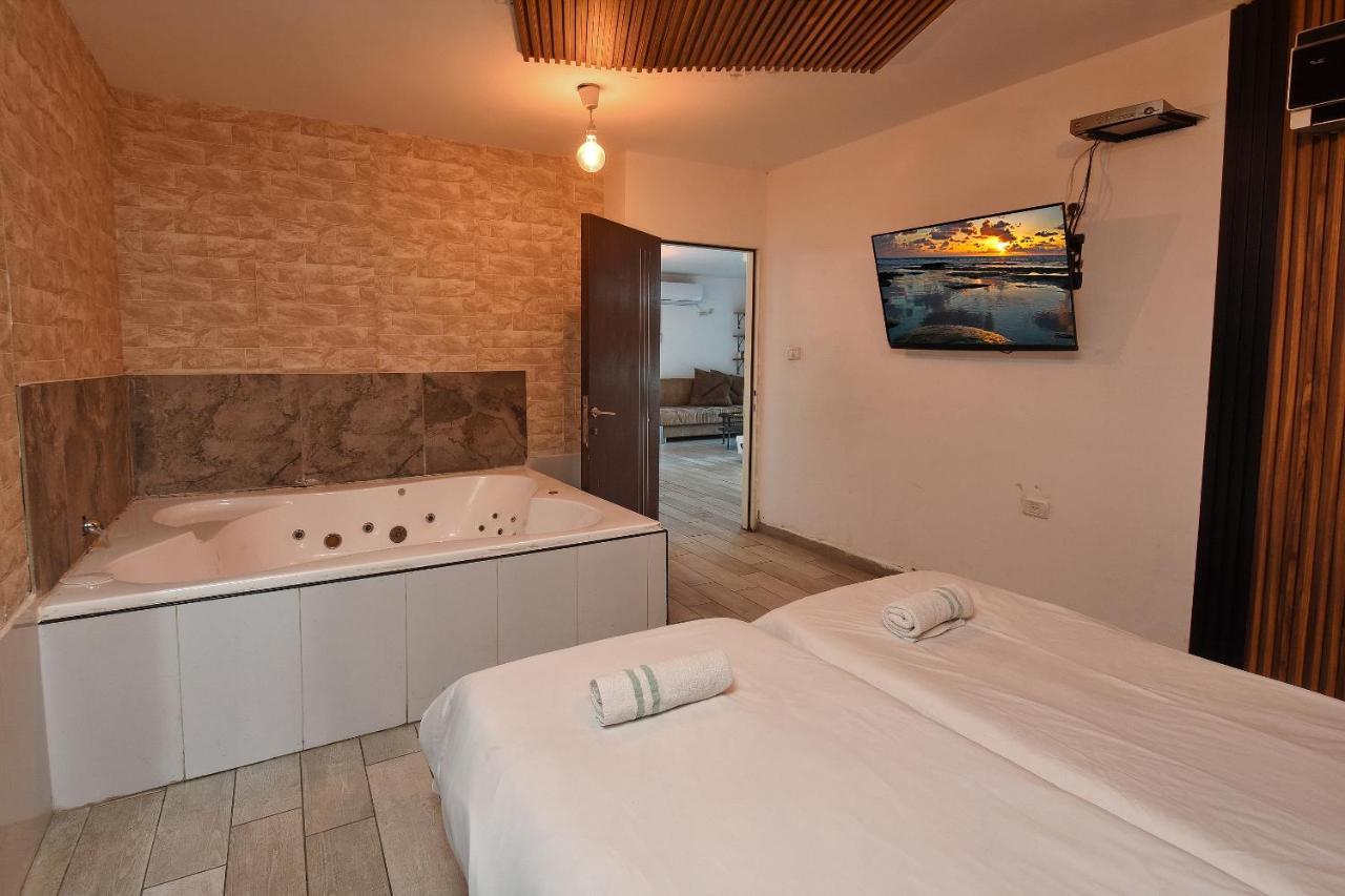 Nofim Suites Tibériade Extérieur photo