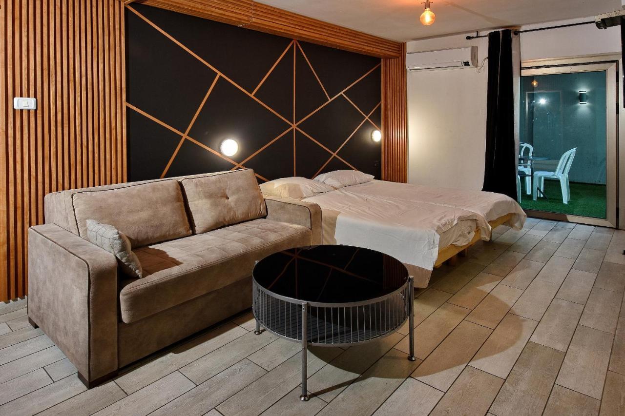 Nofim Suites Tibériade Extérieur photo