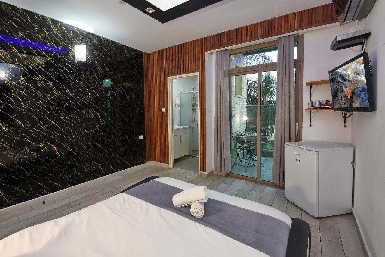 Nofim Suites Tibériade Extérieur photo