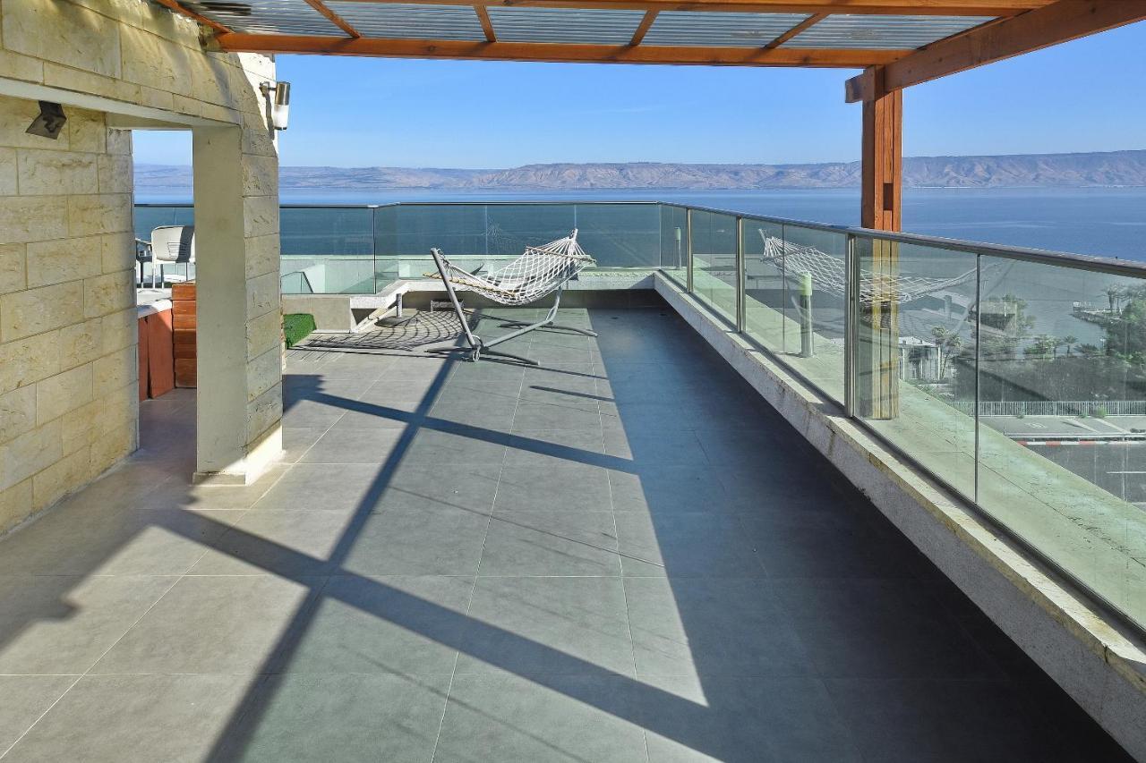 Nofim Suites Tibériade Extérieur photo